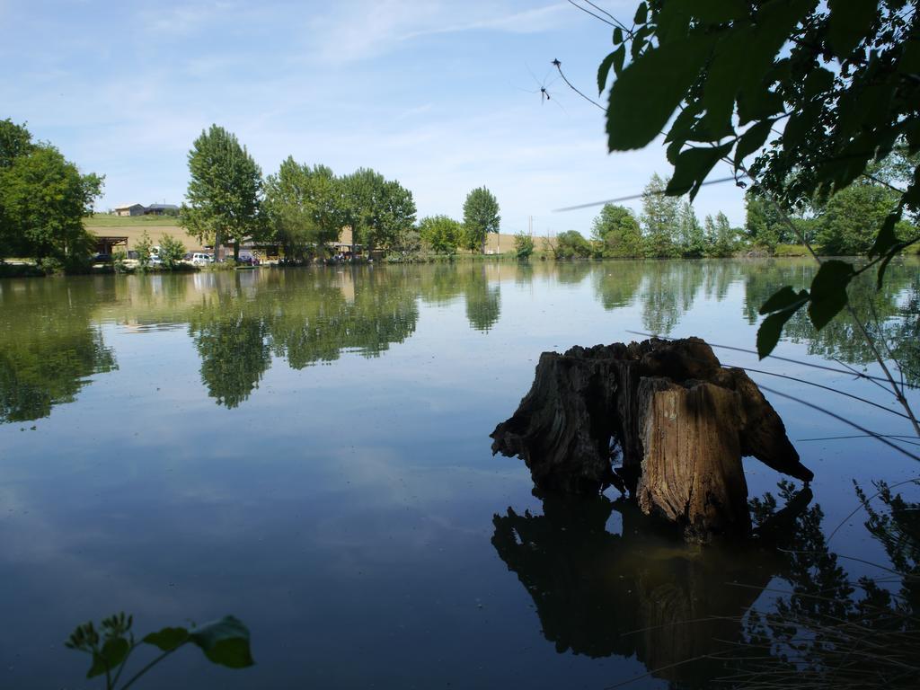 Lac De Cancon Exterior photo
